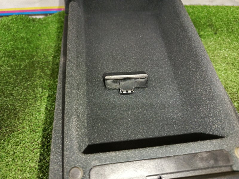 Подлокотник, 1000 рублей, Красноярск