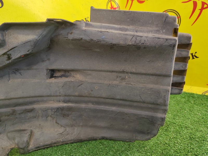 Подкрылок, 1500 рублей, Красноярск