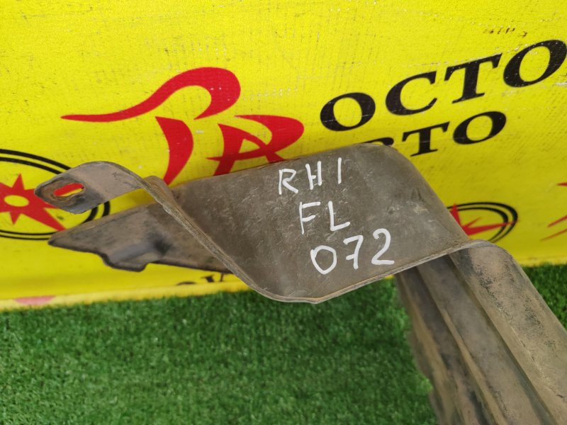 Подкрылок, 500 рублей, Красноярск