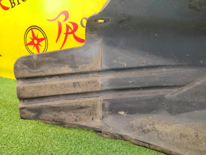 Подкрылок, 500 рублей, Красноярск