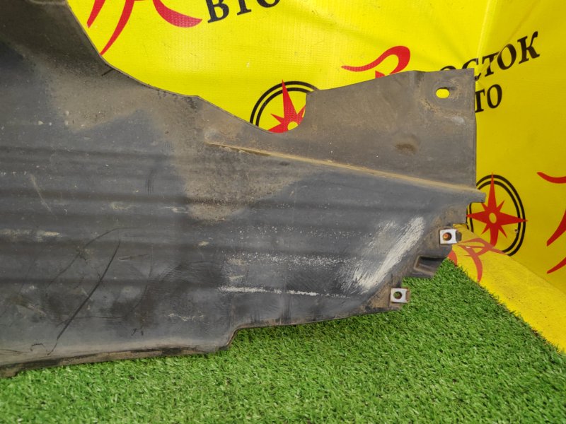 Подкрылок, 500 рублей, Красноярск