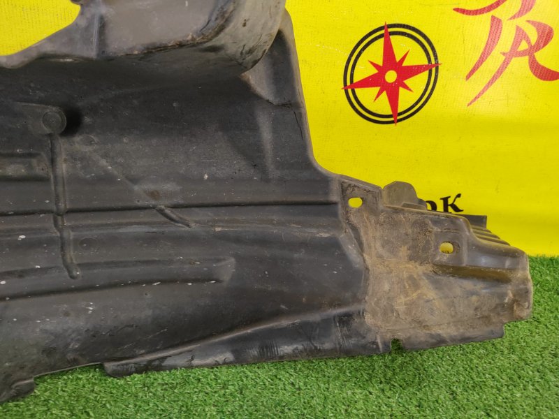 Подкрылок, 800 рублей, Красноярск