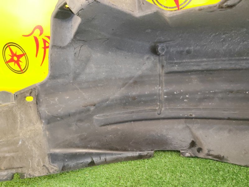 Подкрылок, 800 рублей, Красноярск