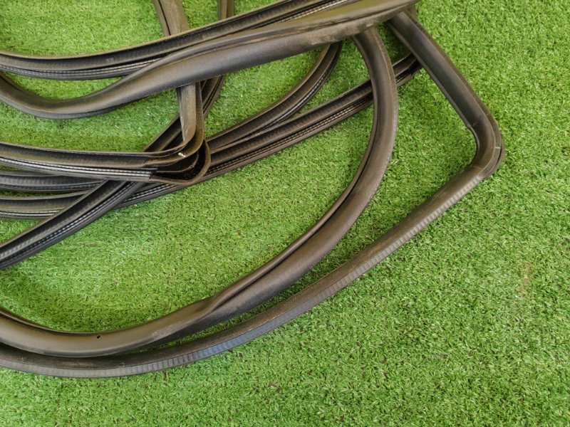 уплотнитель, 2000 рублей, Красноярск