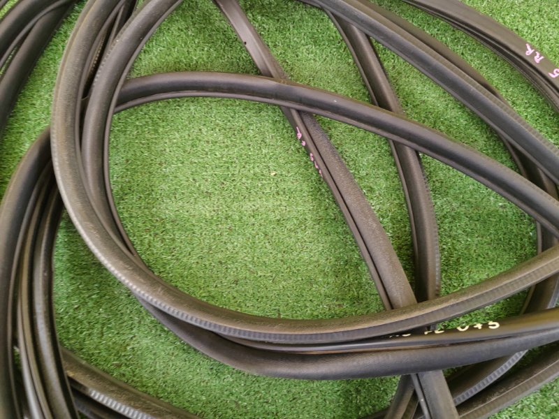 уплотнитель, 2000 рублей, Красноярск