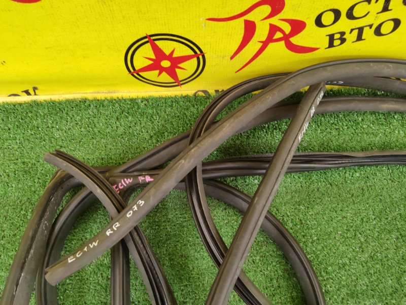 уплотнитель, 2000 рублей, Красноярск