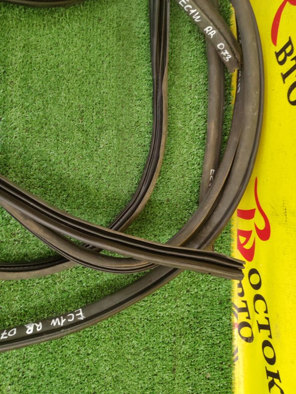 уплотнитель, 2000 рублей, Красноярск