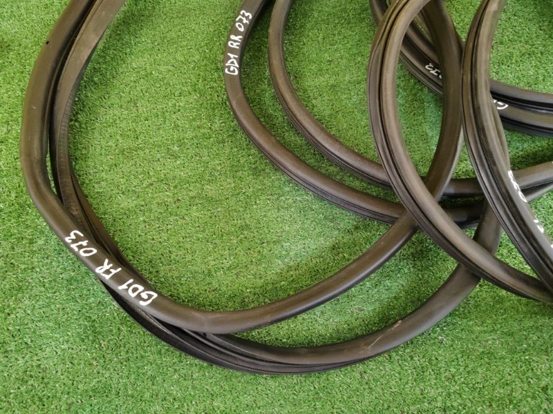 уплотнитель, 2000 рублей, Красноярск