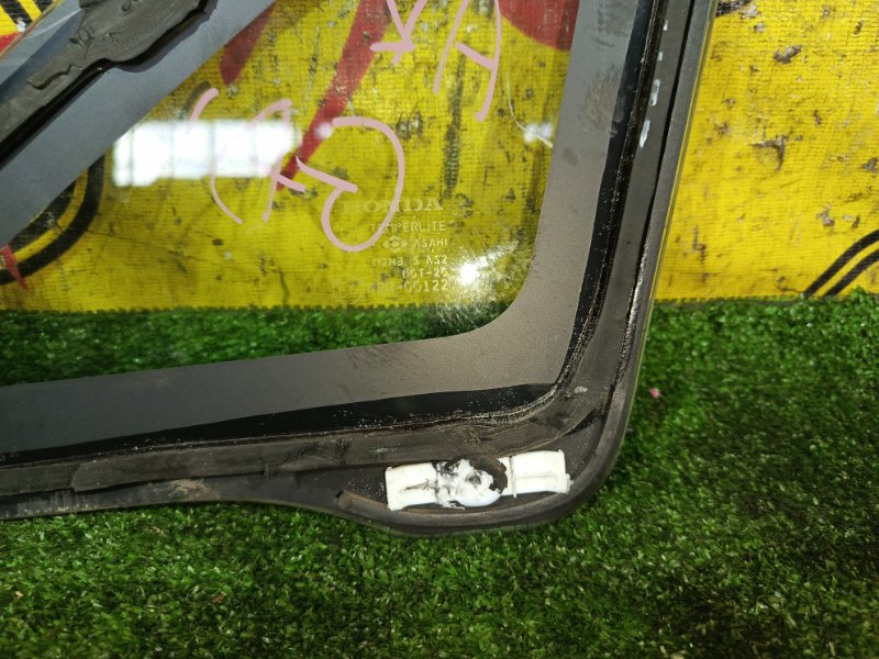 стекло боковое, 2500 рублей, Красноярск