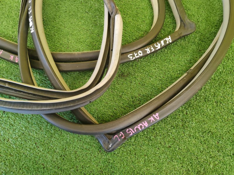 уплотнитель, 6000 рублей, Красноярск