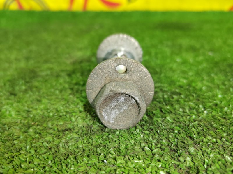 Болт развальный, 300 рублей, Красноярск