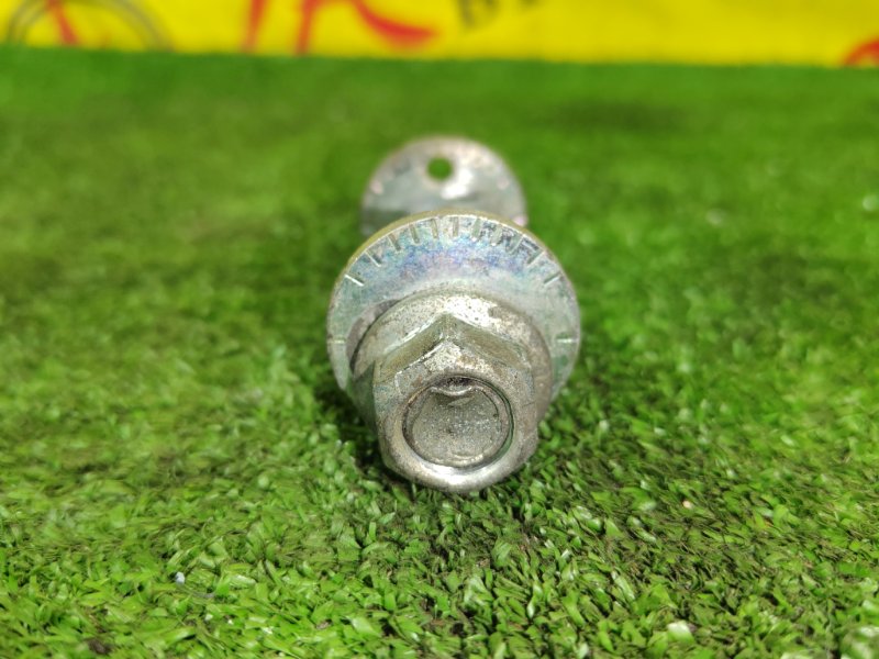 Болт развальный, 300 рублей, Красноярск