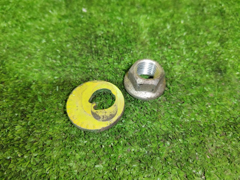 Болт развальный, 300 рублей, Красноярск