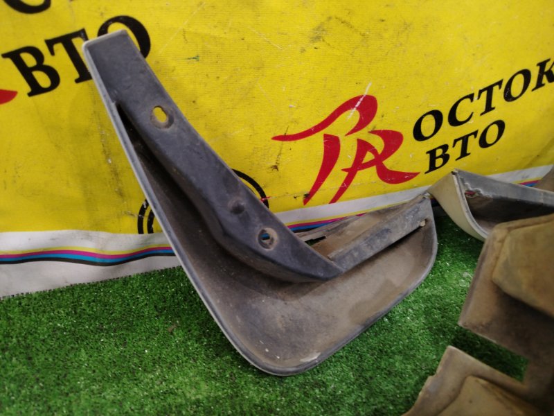 Брызговик, 1500 рублей, Красноярск