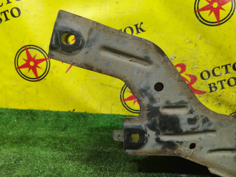 балка поперечная, 2000 рублей, Красноярск