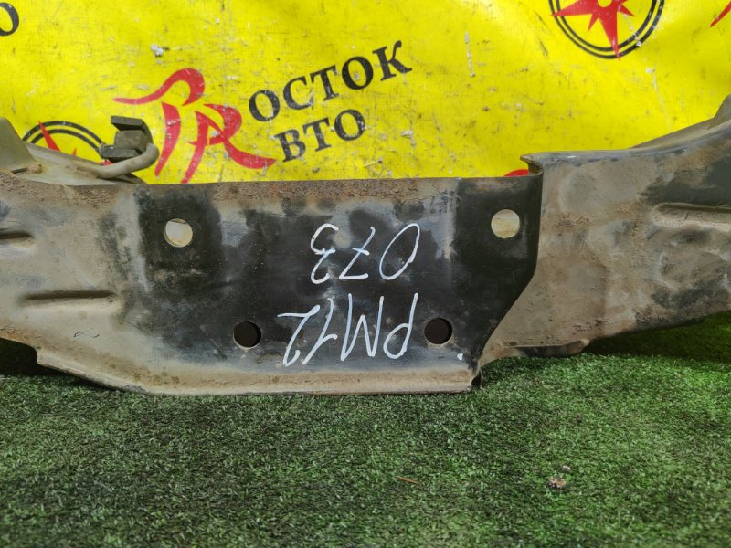 балка поперечная, 2000 рублей, Красноярск