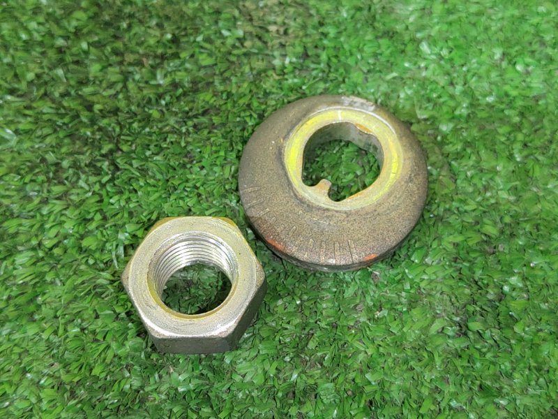 Болт развальный, 300 рублей, Красноярск