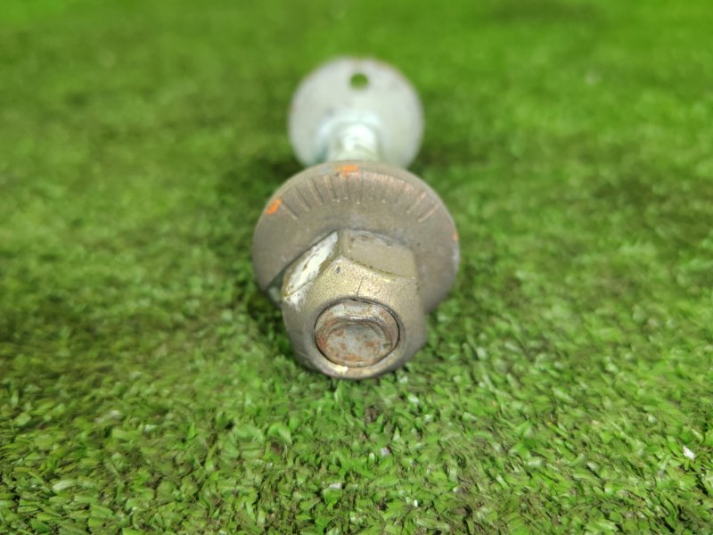 Болт развальный, 300 рублей, Красноярск