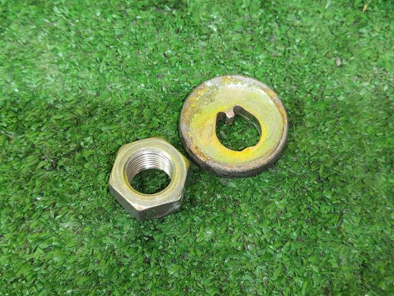 Болт развальный, 300 рублей, Красноярск