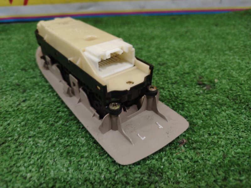 Блок управления стеклоподъемниками, 500 рублей, Красноярск