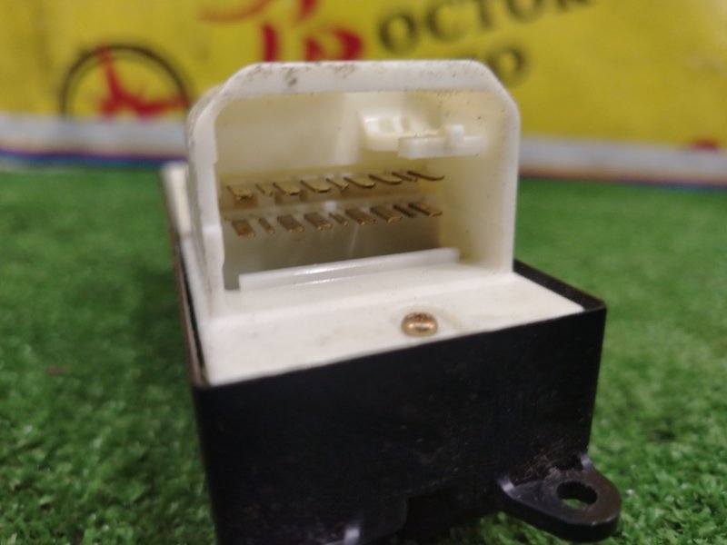 Блок управления стеклоподъемниками, 1000 рублей, Красноярск