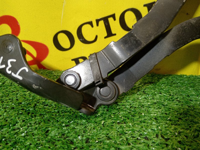 петля (шарнир крышки багажника), 1500 рублей, Красноярск