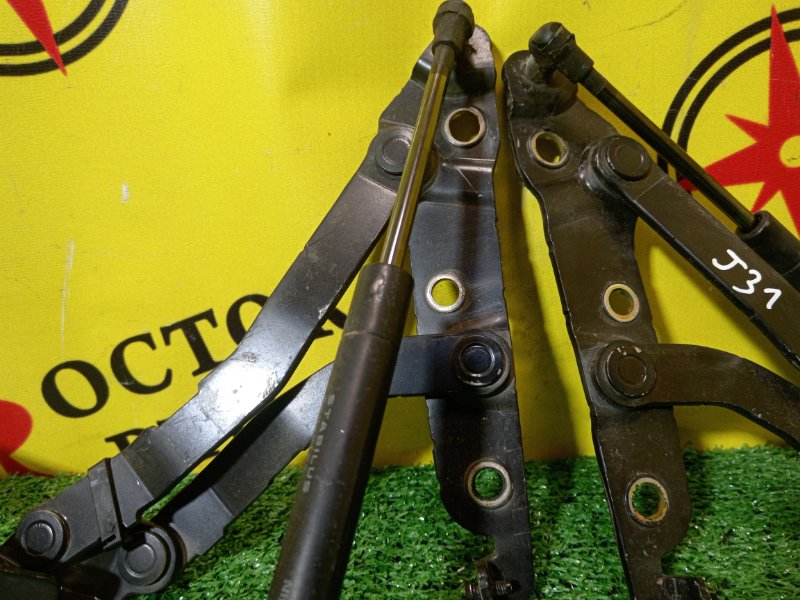 петля (шарнир крышки багажника), 1500 рублей, Красноярск