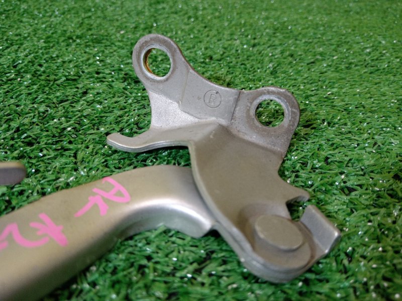 Петля капота, 1000 рублей, Красноярск