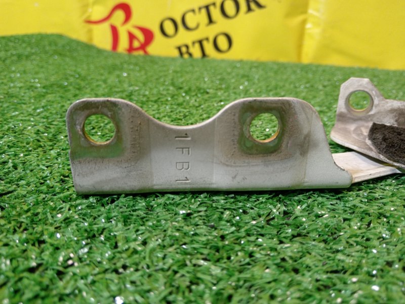 Петля капота, 300 рублей, Красноярск