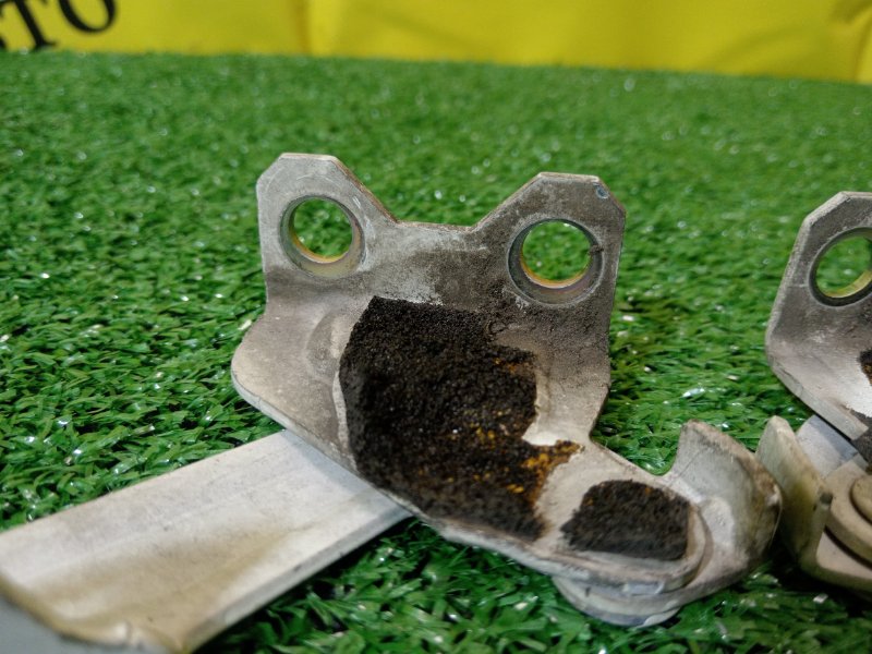 Петля капота, 300 рублей, Красноярск