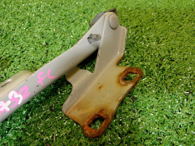 Петля капота, 300 рублей, Красноярск