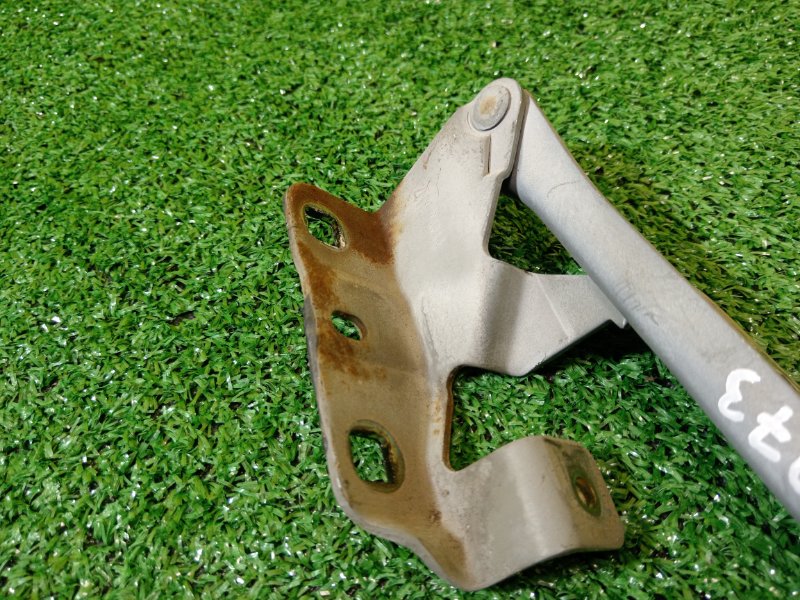 Петля капота, 300 рублей, Красноярск