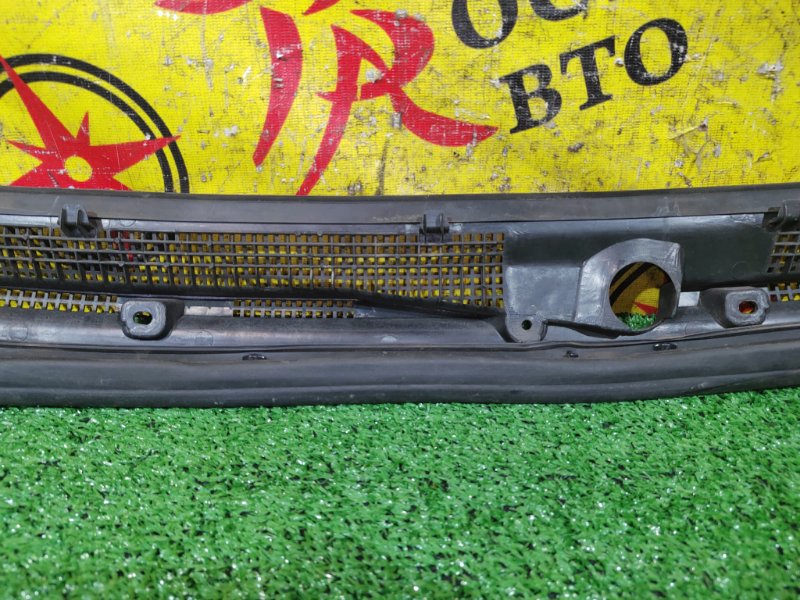 Решетка под лобовое стекло, 800 рублей, Красноярск