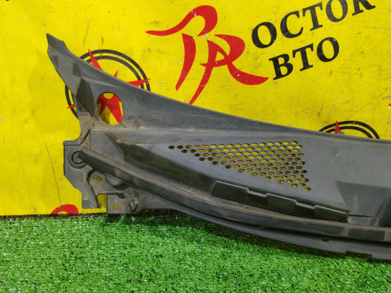 Решетка под лобовое стекло, 300 рублей, Красноярск