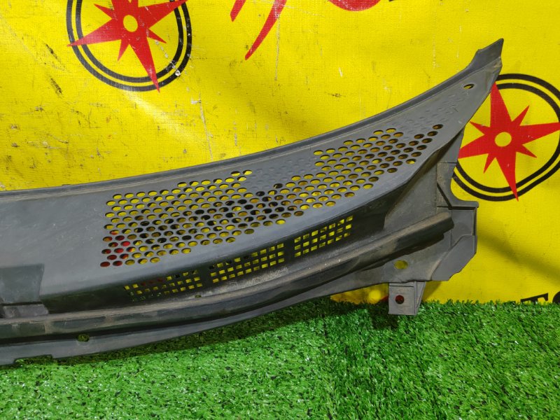 Решетка под лобовое стекло, 300 рублей, Красноярск