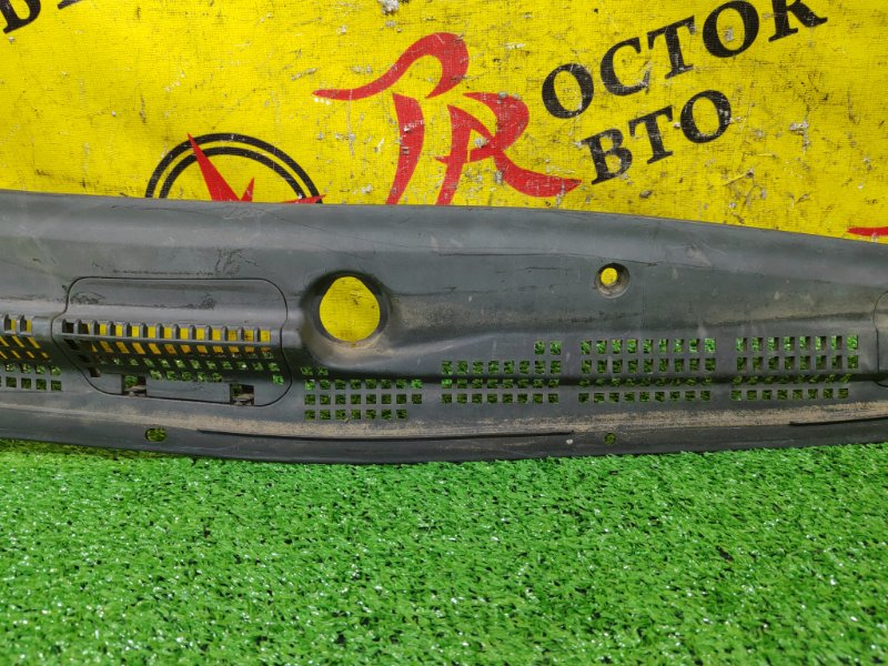 Решетка под лобовое стекло, 800 рублей, Красноярск