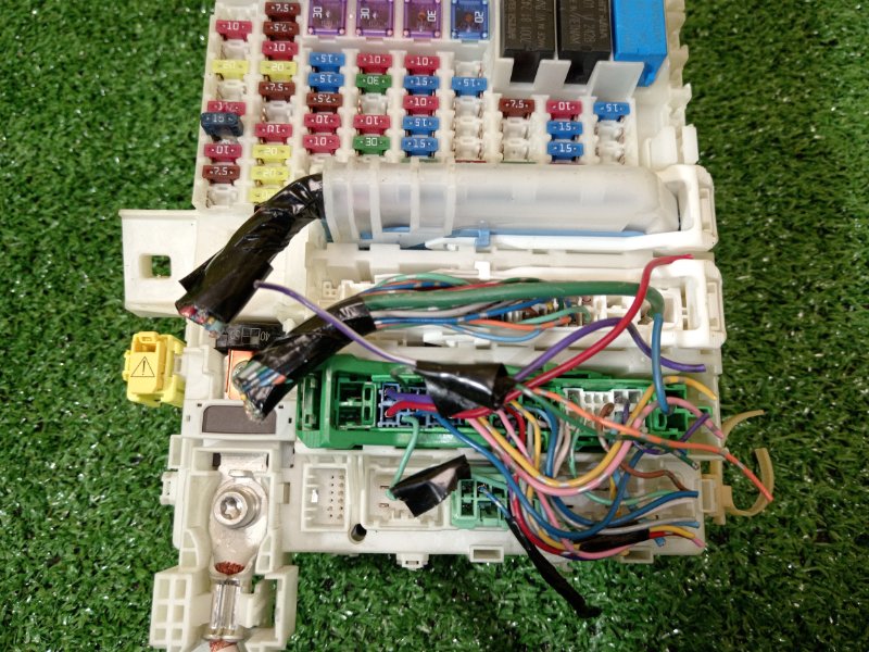 Блок предохранителей, 2000 рублей, Красноярск