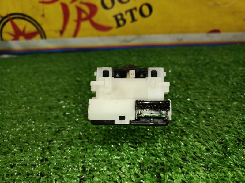 Подрулевой переключатель света, 300 рублей, Красноярск