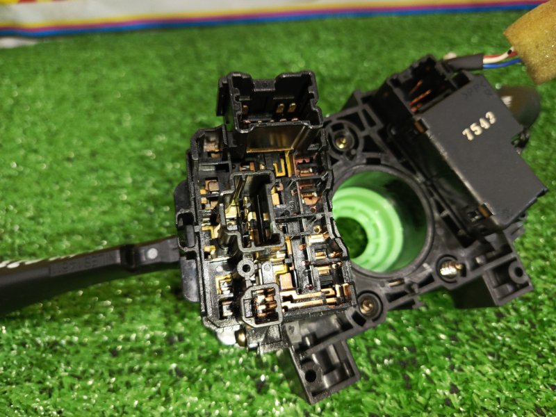 Подрулевой переключатель света, 600 рублей, Красноярск