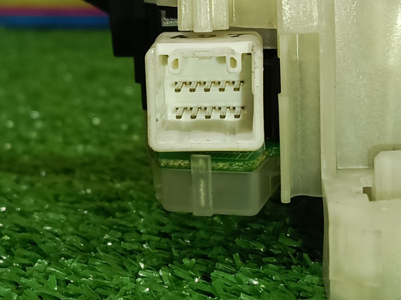 Подрулевой переключатель света, 2000 рублей, Красноярск