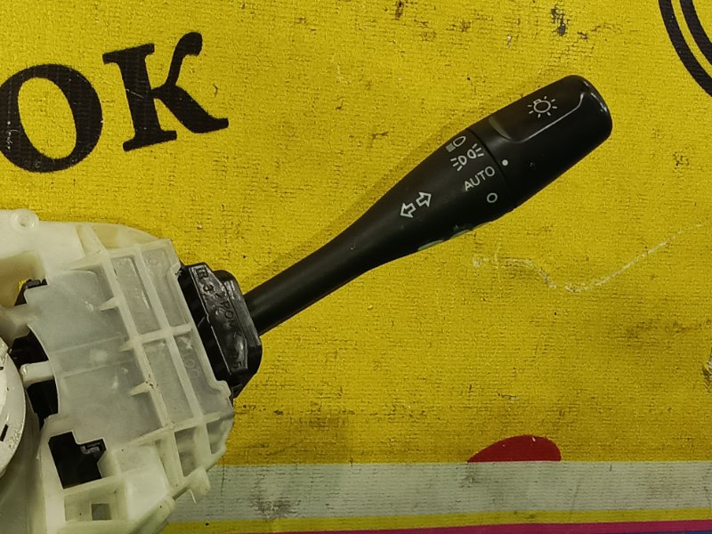 Подрулевой переключатель света, 1000 рублей, Красноярск