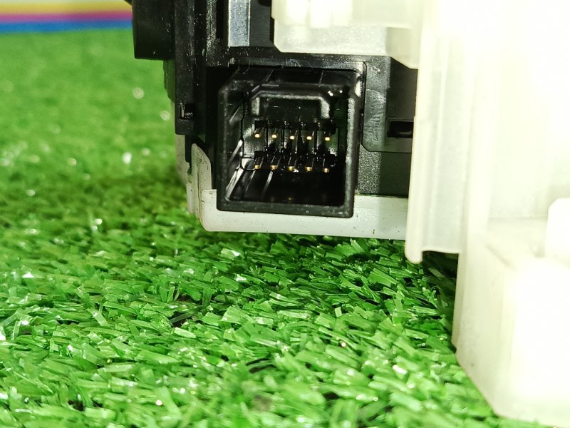 Подрулевой переключатель света, 1000 рублей, Красноярск