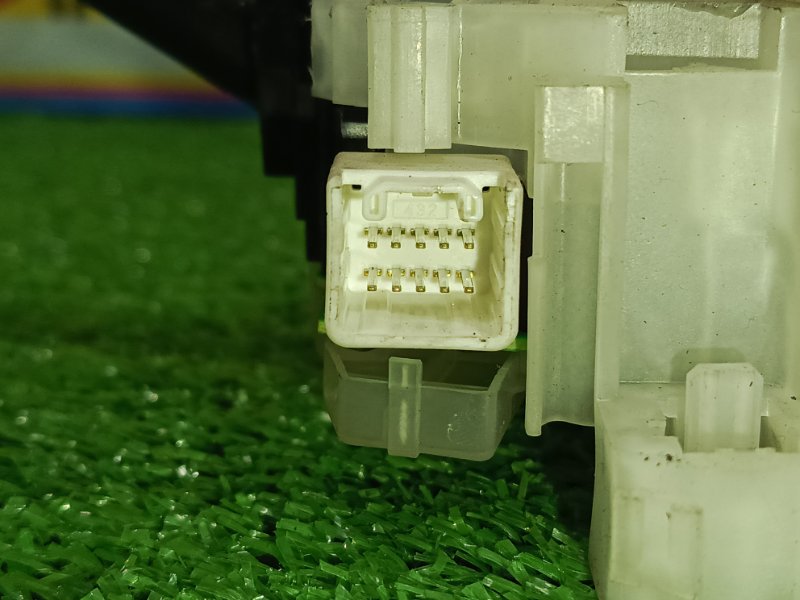 Подрулевой переключатель света, 1500 рублей, Красноярск