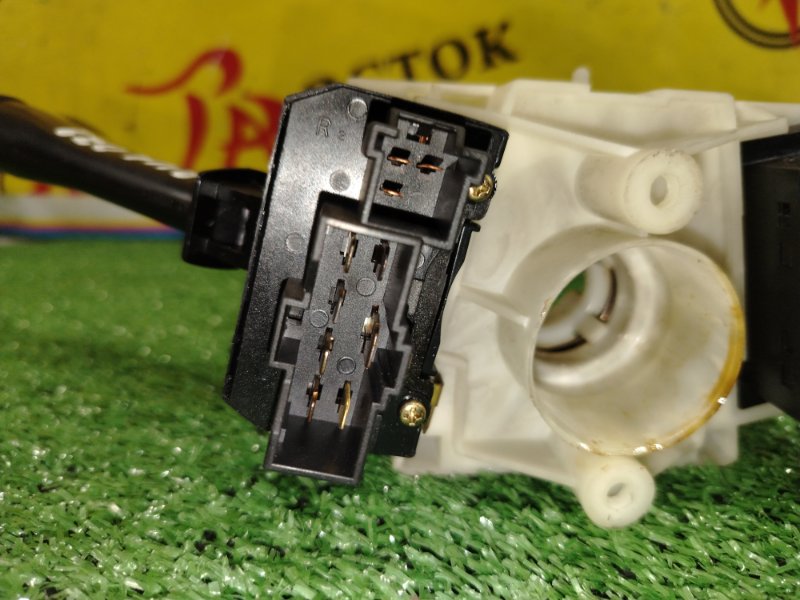 Подрулевой переключатель света, 500 рублей, Красноярск