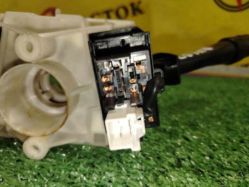 Подрулевой переключатель света, 500 рублей, Красноярск