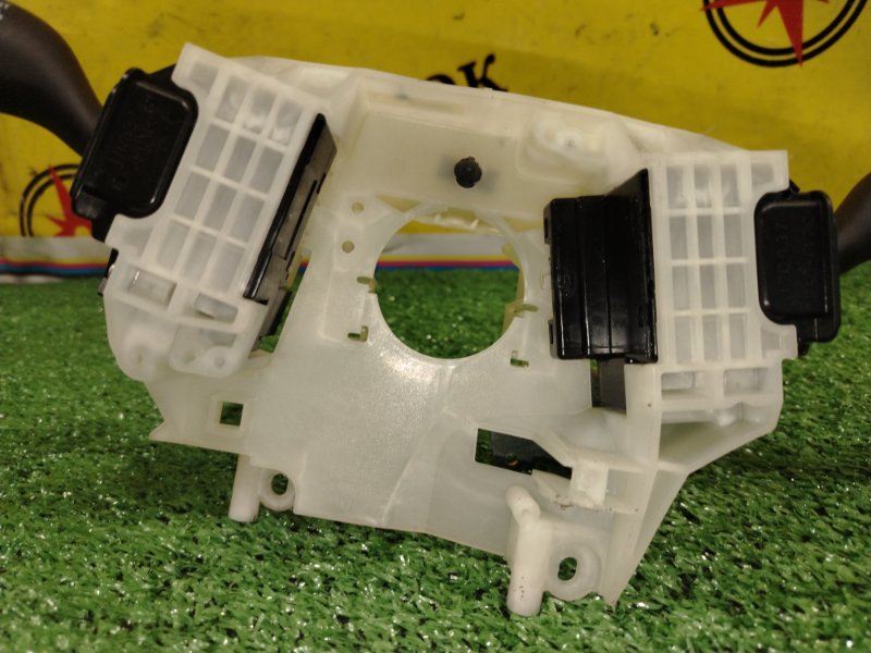 Подрулевой переключатель света, 600 рублей, Красноярск