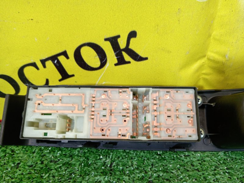 Блок управления стеклоподъемниками, 300 рублей, Красноярск