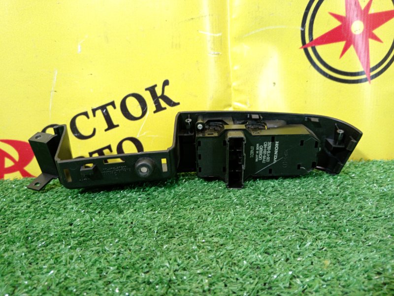 Блок управления стеклоподъемниками, 300 рублей, Красноярск