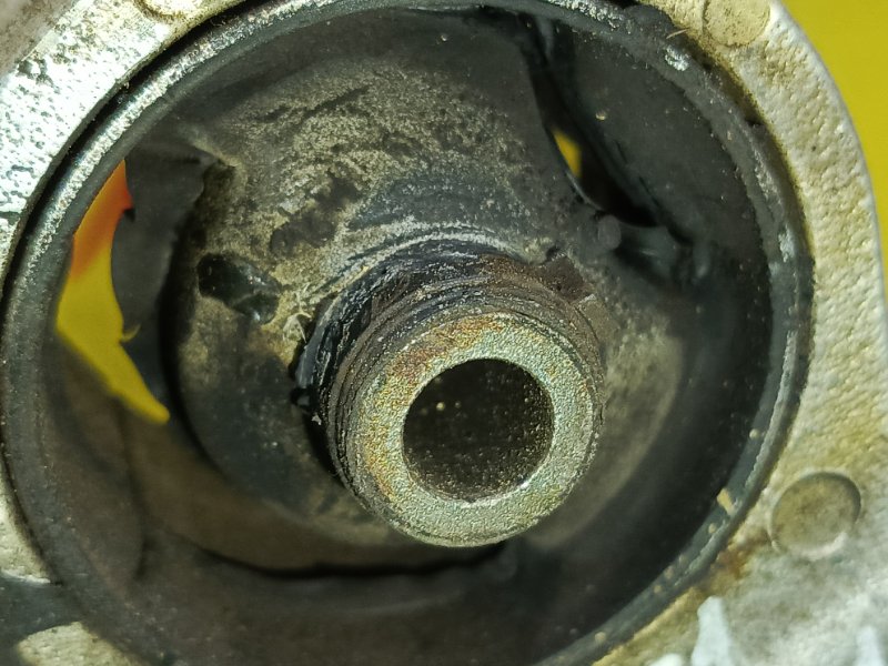 Подушка двигателя, 700 рублей, Красноярск