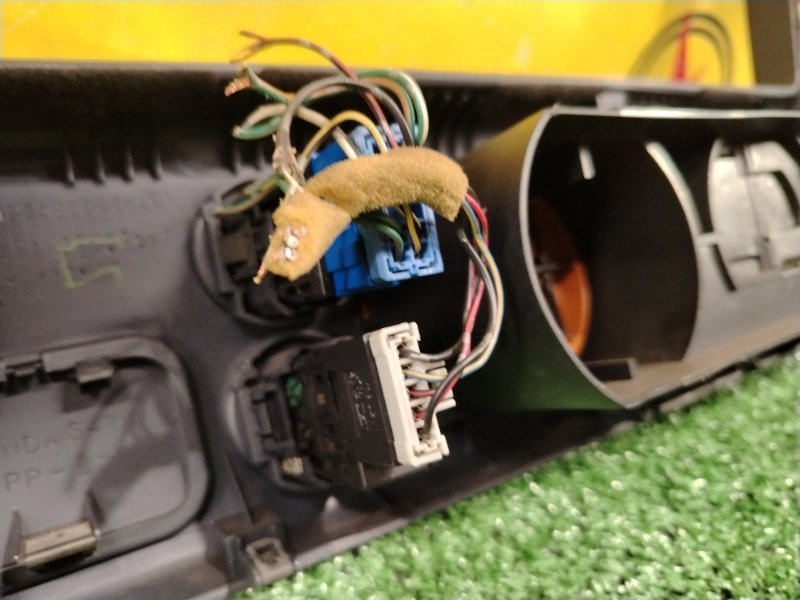 Консоль панели приборов, 3000 рублей, Красноярск